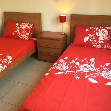 Poolside 2 Bedroom Apt, Paphos Riviera, Universal Area Exterior foto