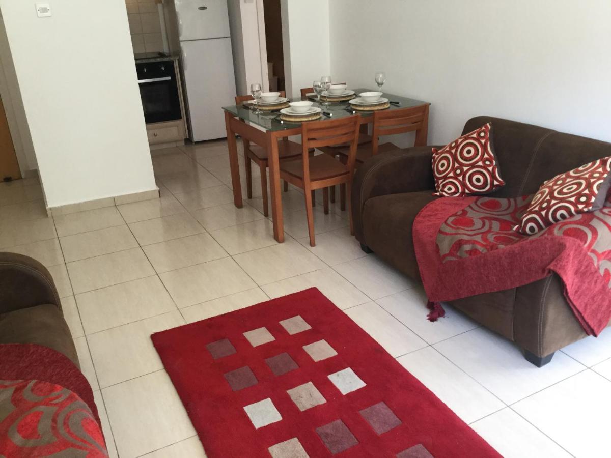 Poolside 2 Bedroom Apt, Paphos Riviera, Universal Area Exterior foto